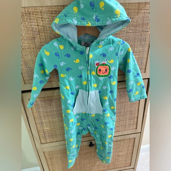 CoComelon JJ Girls Fleece Zip Up Coverall Infant to Toddler Size18M - Picture 1 of 8